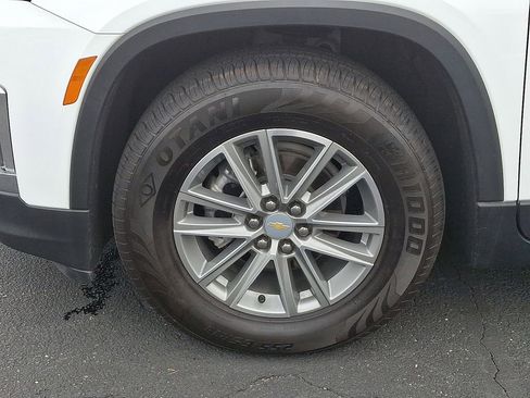 Certified 2023 Chevrolet Traverse LT image 8