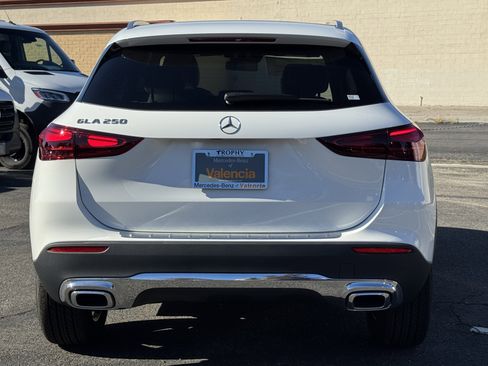 New 2026 Mercedes-Benz GLA 250 image 9