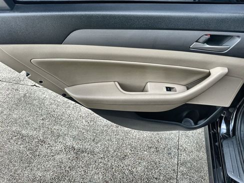 Used 2019 Hyundai Sonata SEL image 15