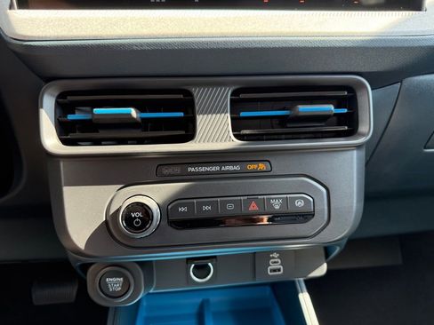 New 2025 Ford Maverick XLT w/ Equipment Group 301A image 28