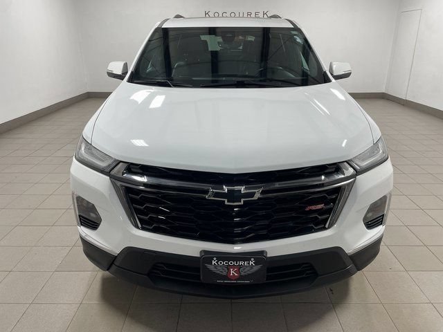 Used 2023 Chevrolet Traverse RS AWD/4WD image 2