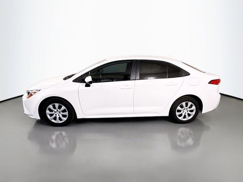 Used 2025 Toyota Corolla LE FWD image 6