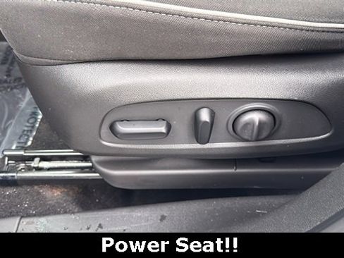 Used 2022 Chevrolet TrailBlazer LT w/ Convenience Package image 7