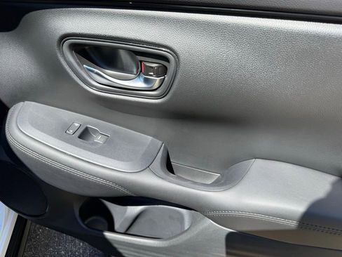 New 2026 Honda HR-V LX image 42