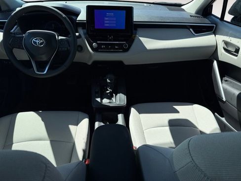 Used 2026 Toyota Corolla Cross LE w/ Cold Weather Package AWD/4WD image 15