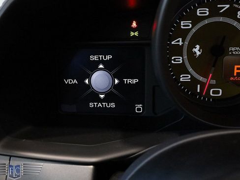 Used 2014 Ferrari 458 Italia Coupe RWD image 32