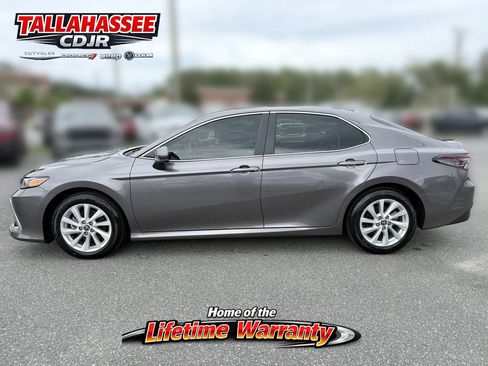 Used 2024 Toyota Camry LE FWD image 8