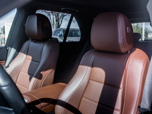 Used 2024 Mercedes-Benz GLE 350 4MATIC image 13