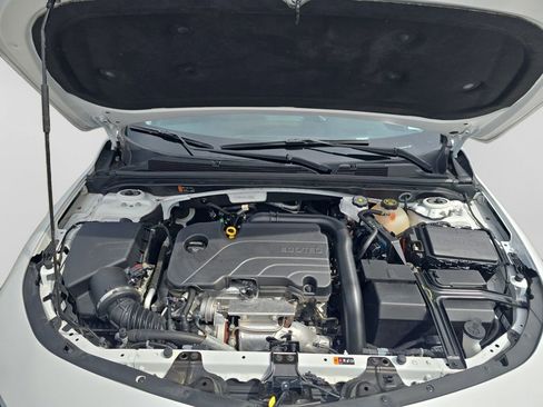 Used 2024 Chevrolet Malibu LT image 20