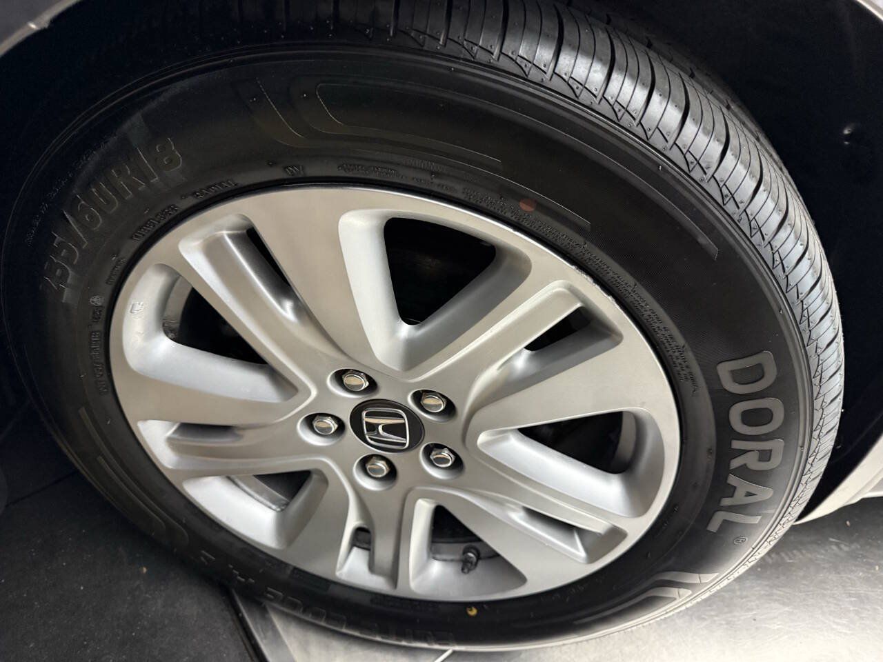 Used 2014 Honda Odyssey Touring image 23