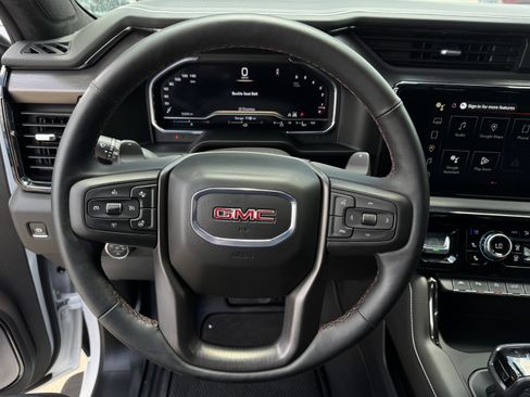 Used 2025 GMC Sierra 1500 AT4X image 22