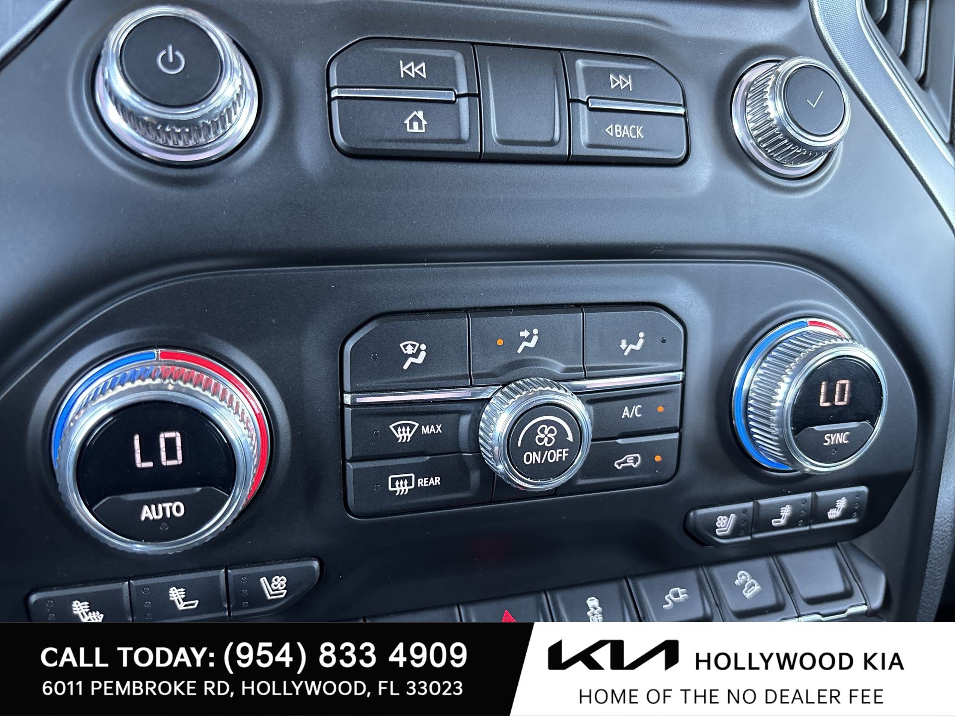 Used 2023 GMC Sierra 2500 SLT AWD/4WD image 16