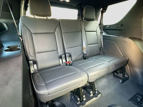 Used 2023 GMC Yukon SLT image 29