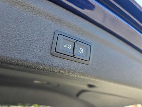 Used 2024 Audi Q3 2.0T Premium Plus w/ Premium Plus Package image 18