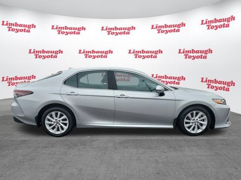 Used 2024 Toyota Camry LE w/ Convenience Package image 2