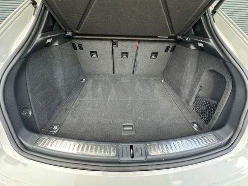 Certified 2023 Porsche Macan S image 43