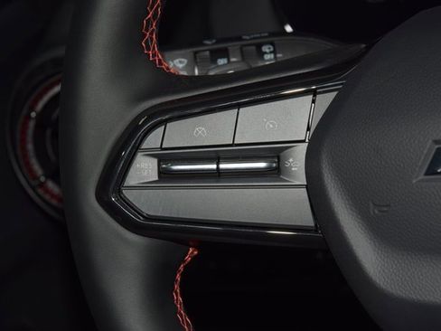 New 2025 Chevrolet Equinox EV RS w/ Convenience Package II image 35