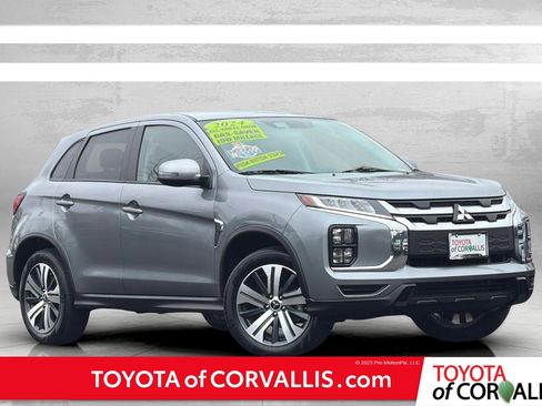 Used 2024 Mitsubishi Outlander Sport SE image 1