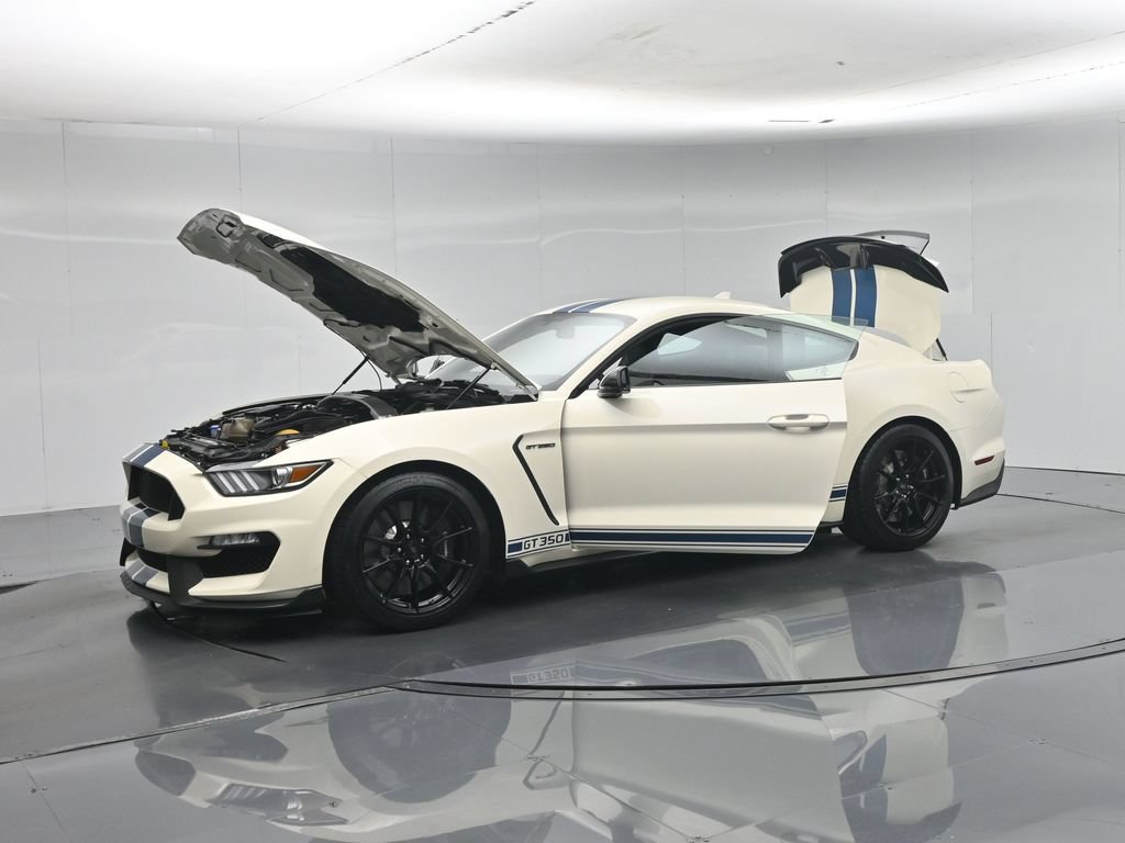 Certified 2020 Ford Mustang Shelby GT350 w/ Technology Package RWD image 34