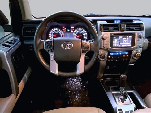 Used 2014 Toyota 4Runner Limited RWD image 6