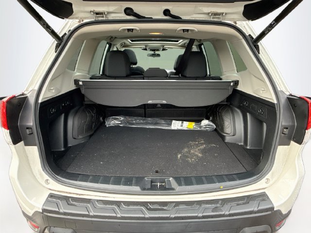 Certified 2023 Subaru Forester Premium AWD/4WD image 28