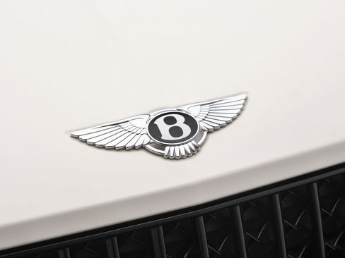Certified 2023 Bentley Bentayga Extended Wheelbase image 28