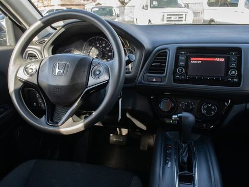 Used 2022 Honda HR-V LX image 23