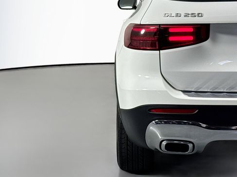 Certified 2026 Mercedes-Benz GLB 250 image 16