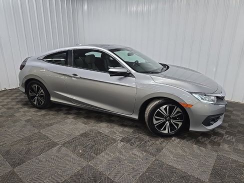 Used 2018 Honda Civic EX-T image 1