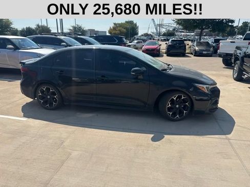 Used 2025 Toyota Corolla FX w/ Convenience Package FWD image 2