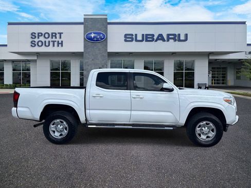 Used 2019 Toyota Tacoma SR w/ SR Convenience Package RWD image 2