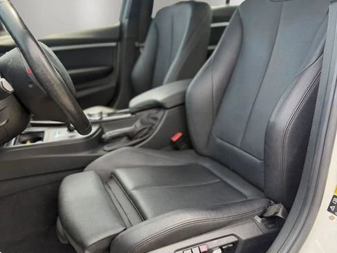 Used 2018 BMW 330i xDrive Sedan AWD/4WD image 15