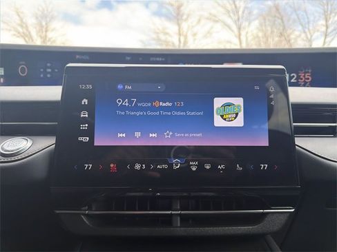 Certified 2024 Lincoln Nautilus Reserve w/ Equipment Group 202A image 16