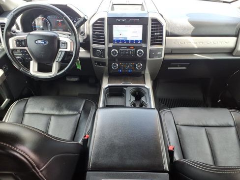 Used 2021 Ford F250 Lariat w/ Lariat Value Package AWD/4WD image 17