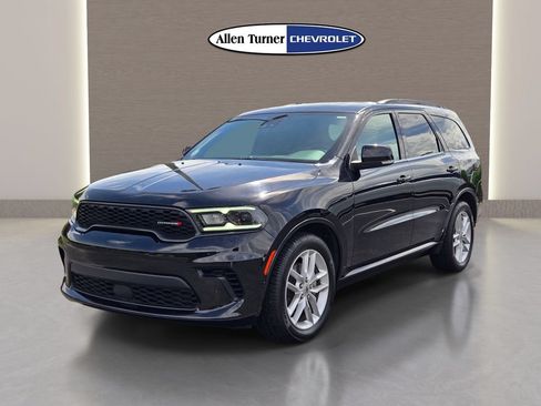 Used 2024 Dodge Durango GT RWD image 3