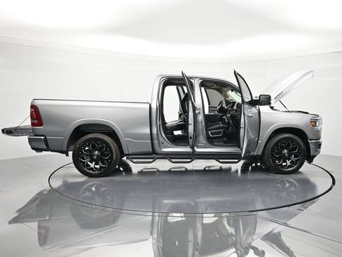 Used 2019 RAM 1500 Laramie AWD/4WD image 46