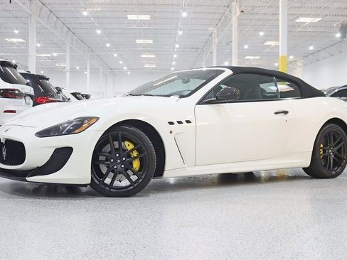 Used 2015 Maserati GranTurismo MC image 3