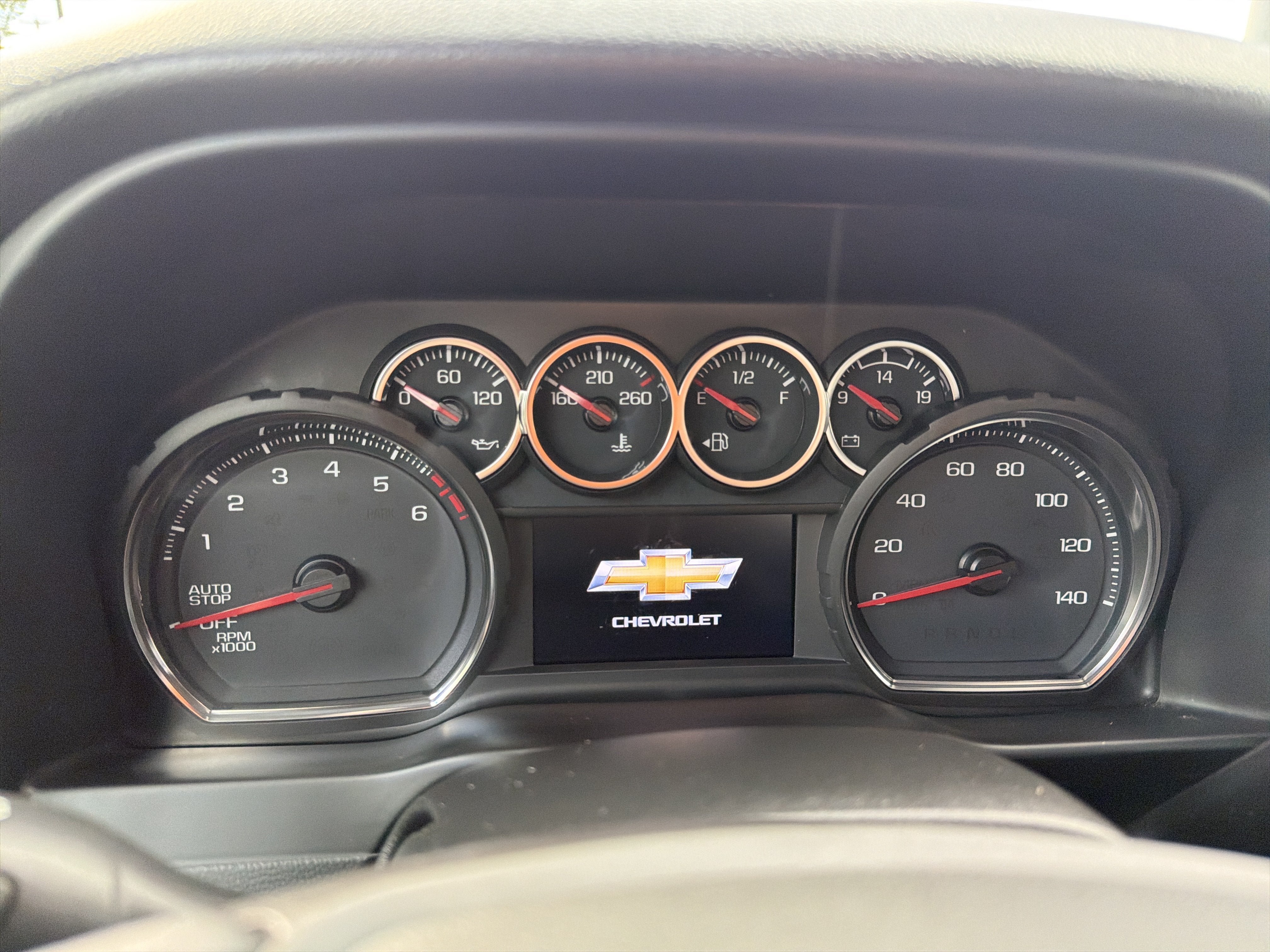 Used 2021 Chevrolet Silverado 1500 LT Trail Boss w/ LPO, Dark Essentials Package AWD/4WD image 17