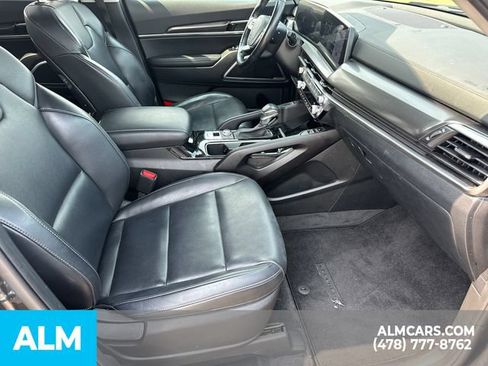 Used 2025 Kia Telluride S AWD/4WD image 15