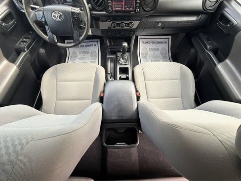 Used 2020 Toyota Tacoma SR w/ SR Convenience Package RWD image 13