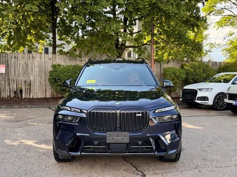Used 2024 BMW X7 M60i w/ Executive Package AWD/4WD image 9