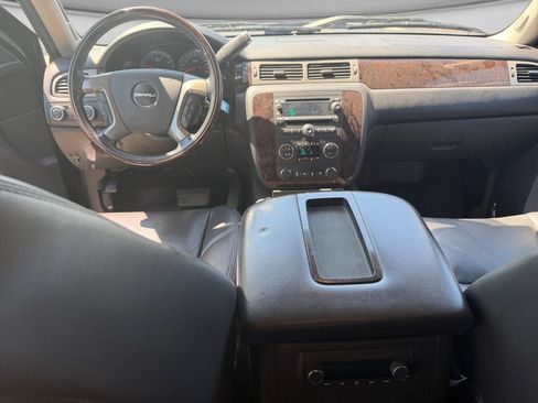Used 2013 GMC Sierra 2500 Denali AWD/4WD image 25