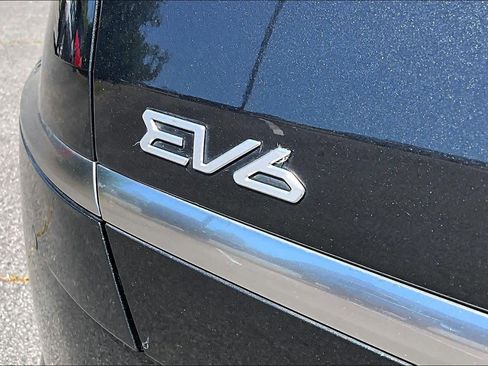 Used 2022 Kia EV6 Wind w/ Wind Technology Package image 9