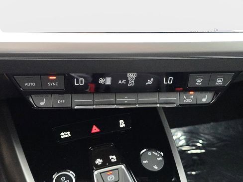 Certified 2023 Audi Q4 e-tron Premium Plus w/ Premium Plus RWD image 27