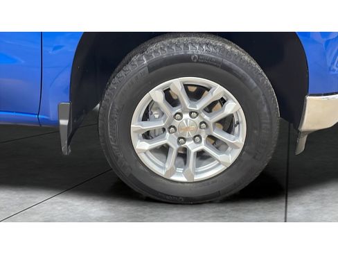 Used 2023 Chevrolet Silverado 1500 LT w/ Protection Package image 19