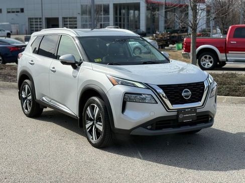 Certified 2021 Nissan Rogue SL image 3