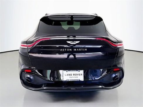 Used 2021 Aston Martin DBX image 6