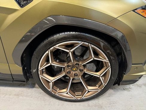 Used 2024 Lamborghini Urus Performante AWD/4WD image 20