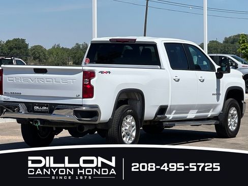 Used 2025 Chevrolet Silverado 3500 LT w/ Safety Package AWD/4WD image 4