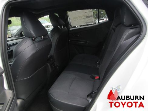 New 2026 Toyota C-HR image 18